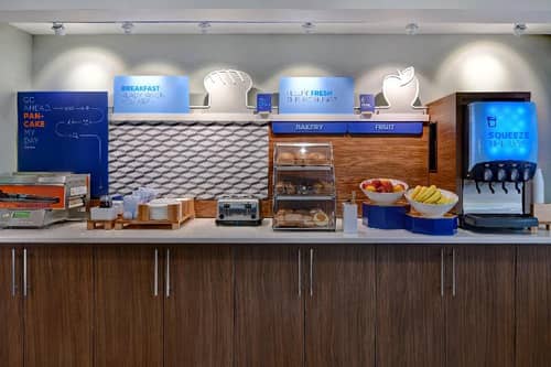 Holiday Inn Express Houston - Memorial City Area