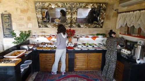 Traveller'S Cave Hotel