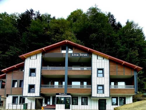 Liva Teras Uzungöl