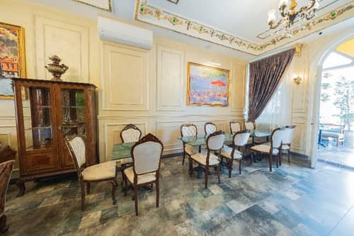 Solomon's Mansion Hotel