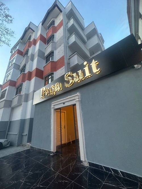 Pasa Suit