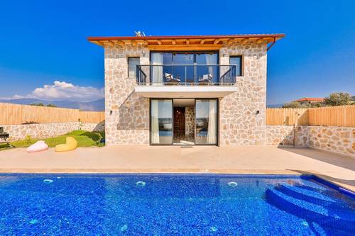 Villa Mayıs