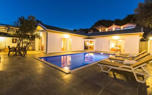Villa Shocking Blue