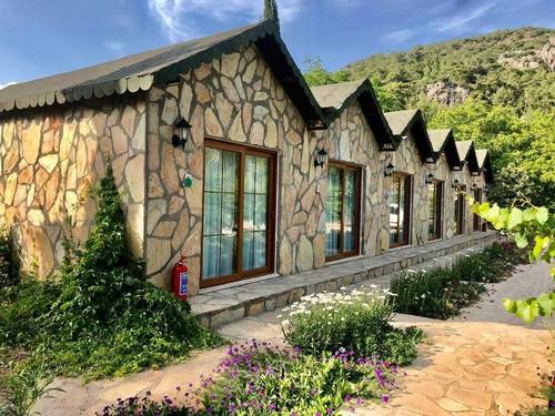 Nar Stone House