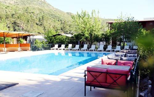 Olimpos Vadi Houses