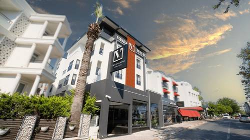 Lara Vista Hotel Suits & Spa
