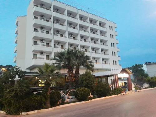 Minay Hotel Plus