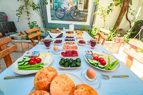 Risus Otel