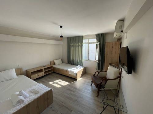 Homes Hotel