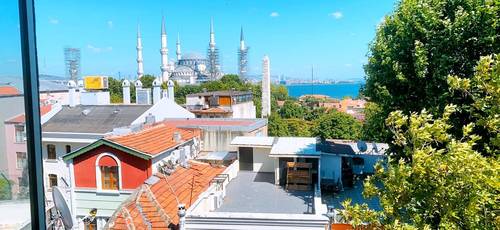 Redamancy Hotel