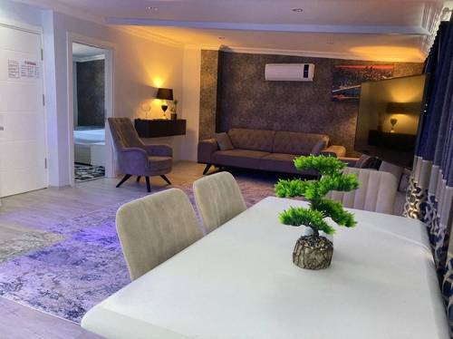 Comfort Inn Apart