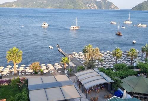 Amos Hotel