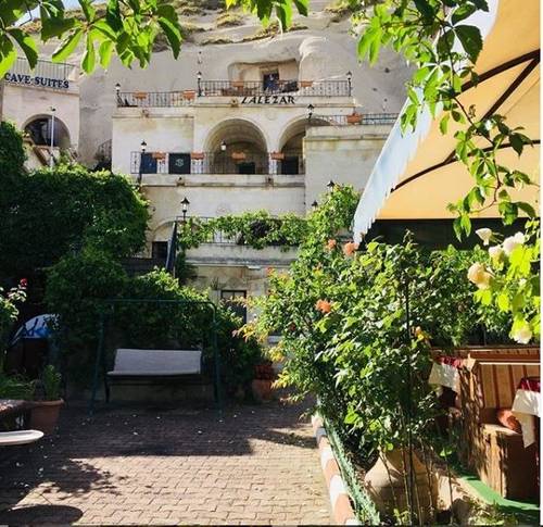 Lalezar Cave Hotel