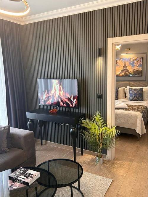 12 Rooms Boutique Hotel