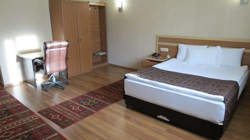 Birlik Şahin Hotel