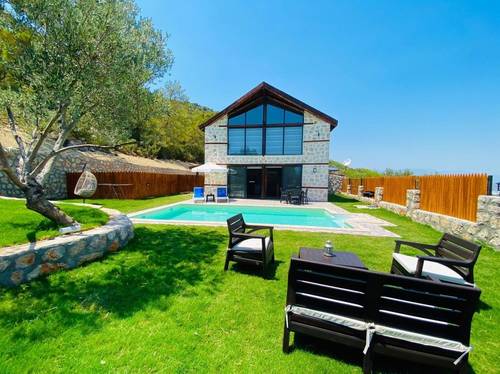 Villa Bellisima 2