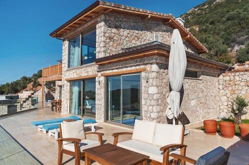 Villa Bil-01