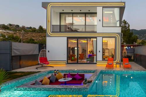 Villa Fariz