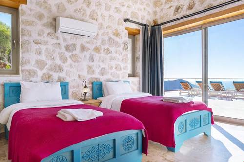 Villa Joy-01