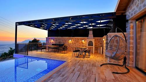 Villa Ayla