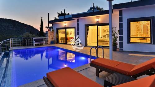Villa Atlantis