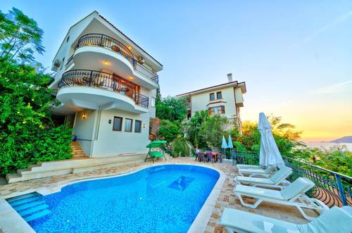 Villa Yunus