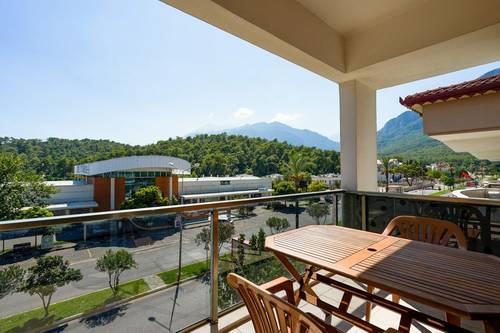 Griffin | Kemer