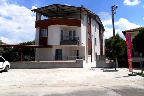 Güliz Apart
