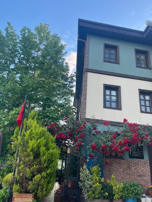Faik Bey Konağı