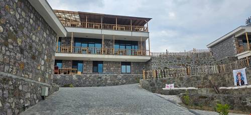 Karadut Taş Otel