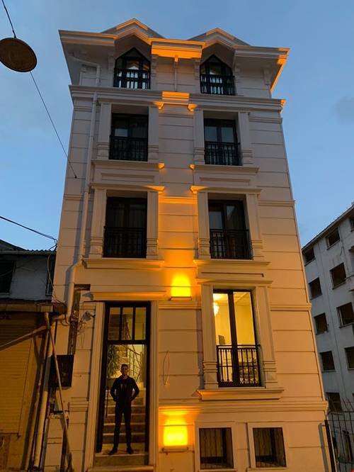 Valens Gold Palace