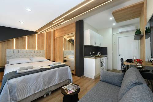 Space Suite 6