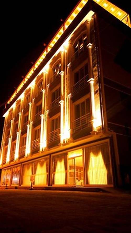 Umur Hotel