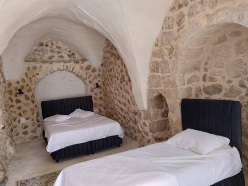 Edo Otel