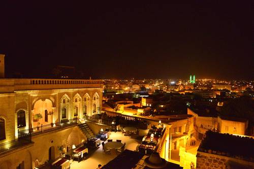 Shmayaa Hotel