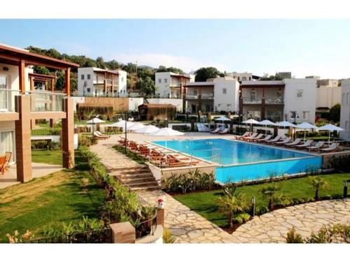 Villa Leylandi