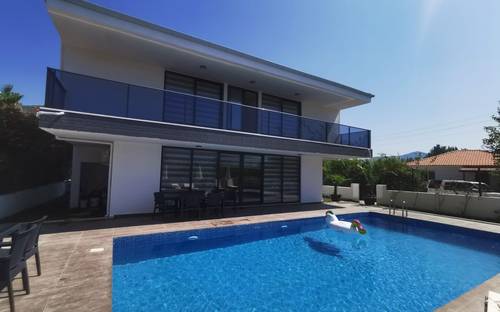 Villa Delux 1