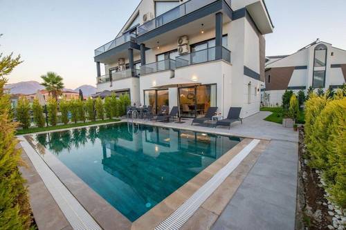 Villa Adaley
