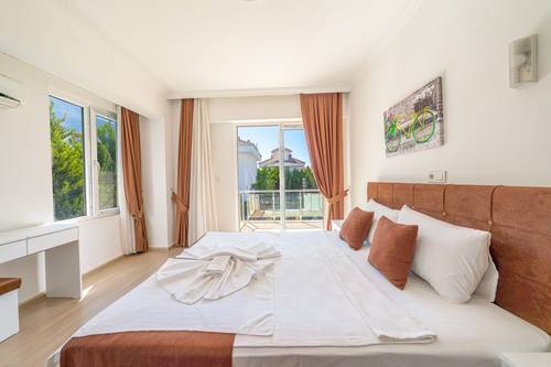 Villa Pine 8