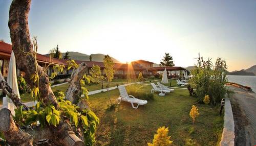 Losta Beach Boutique Hotel
