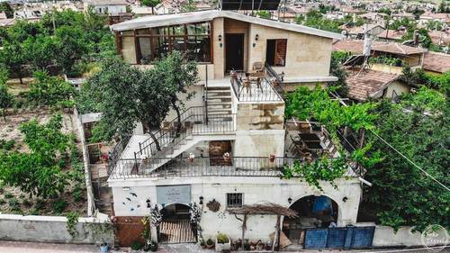 Capiedra Hotel