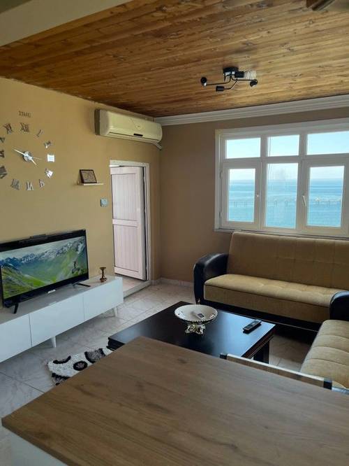 Savaş House