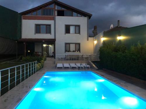 Gür Villa