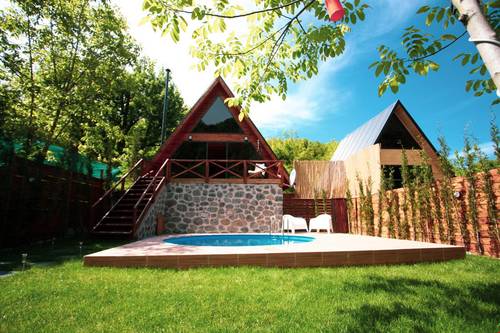 Merce Bungalov