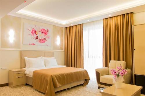 Goldhan Hotel
