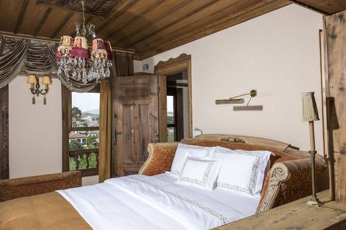 Terrace Houses Sirince - Fig; Olive & Grapevine
