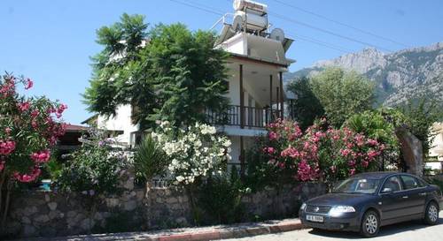 Sehrazat Hotel