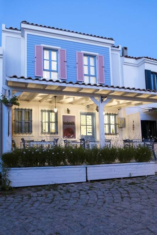 Bademlik Hotel