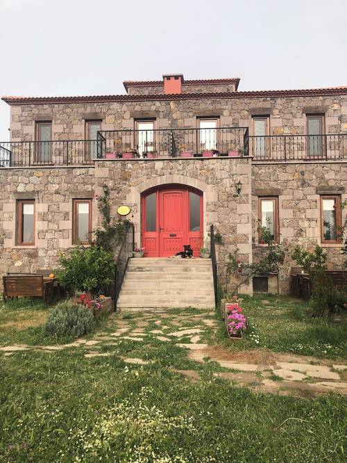 Pirnal Köy Evi