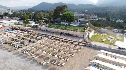 Sandhill Hotel